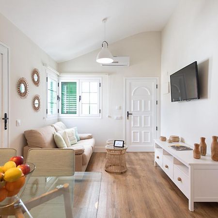 Homeforguest Modern And New Beachfront Apartment La Oliva Exterior photo